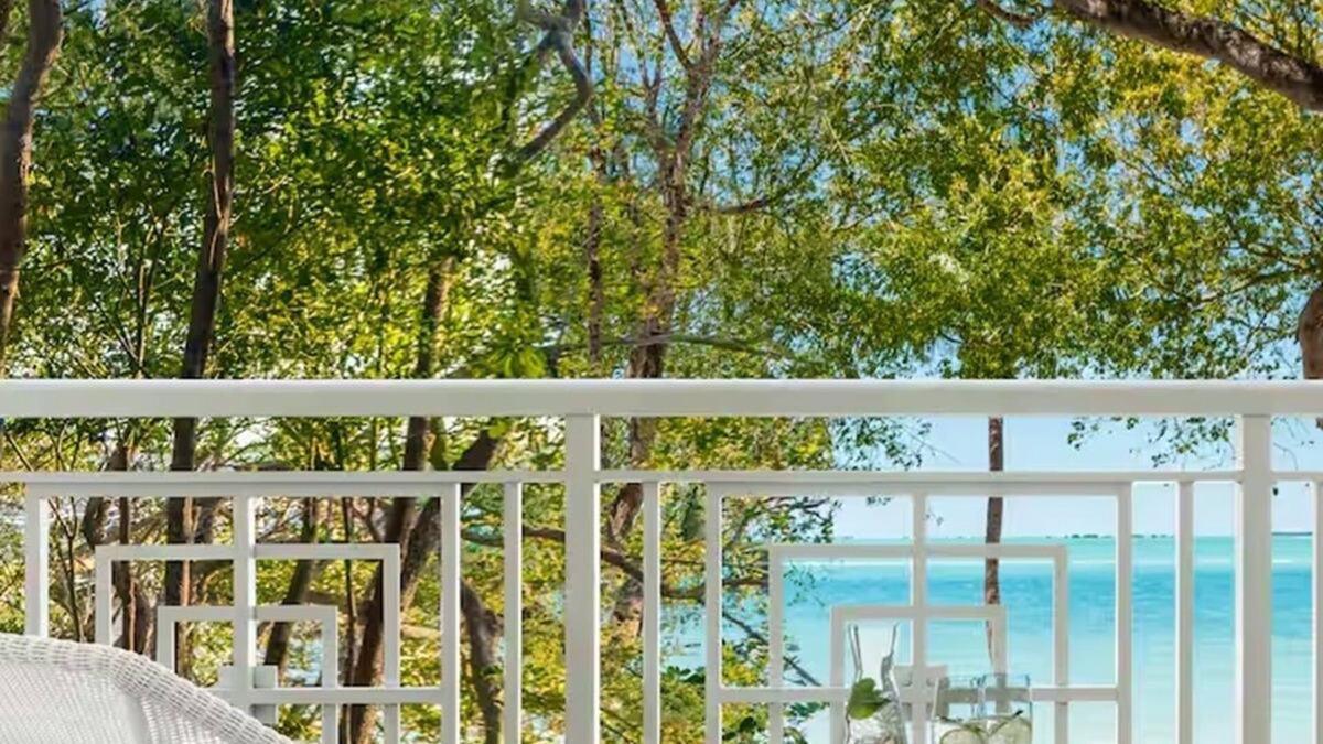 Rock Harbor Hotel | Your Key Largo Adventure Starts Here! 2 Great Units, Pets Allowed