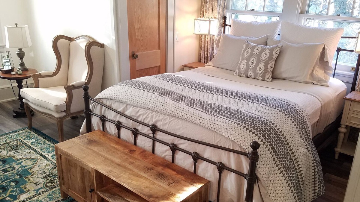 Historic Montford Apartment | Your Montford Nest, A private cozy retreat.