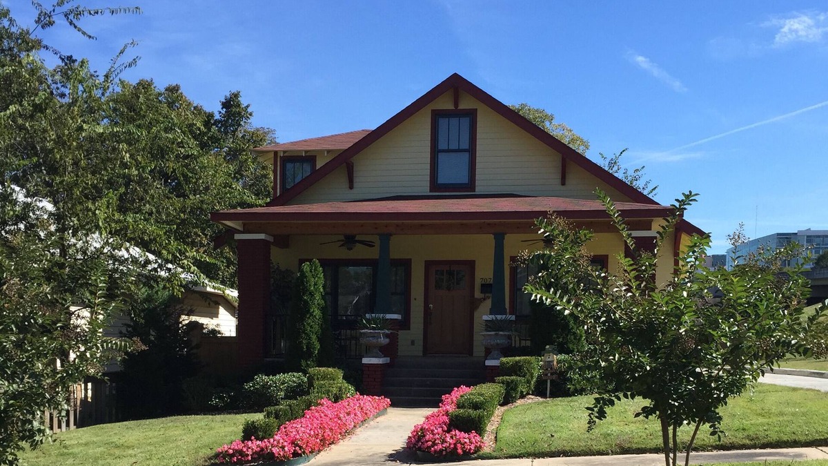 Capitol Hill House | Your Next 5 Star Get Away!