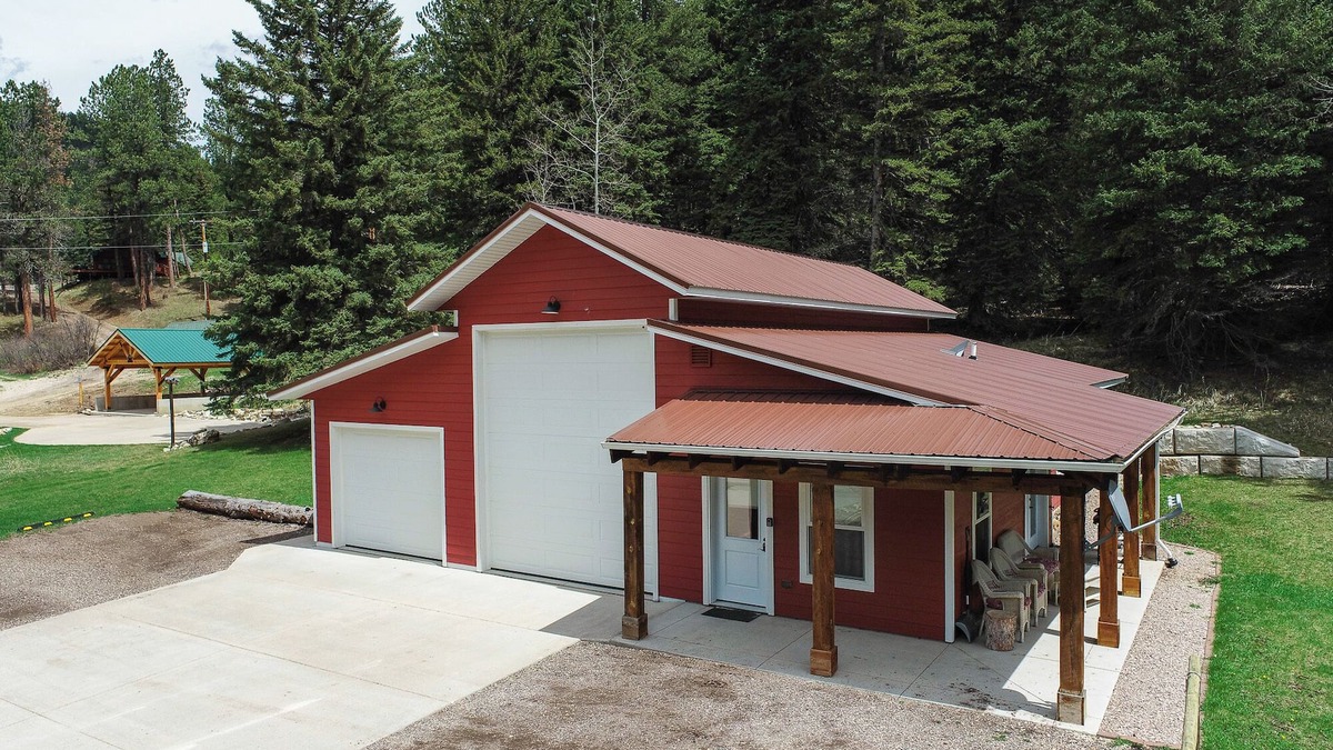 Cheyenne Crossing Cabin | Your Next Cozy Escape 1BR New Cabin near Cheyenne Crossing/Spearfish Canyon!