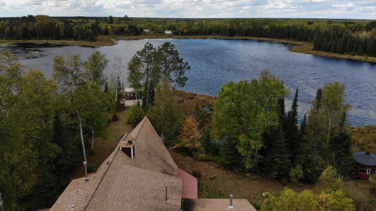 Cotton House | Your own private 50 acre Wilderness Retreat on Golden Pond! Free night!
