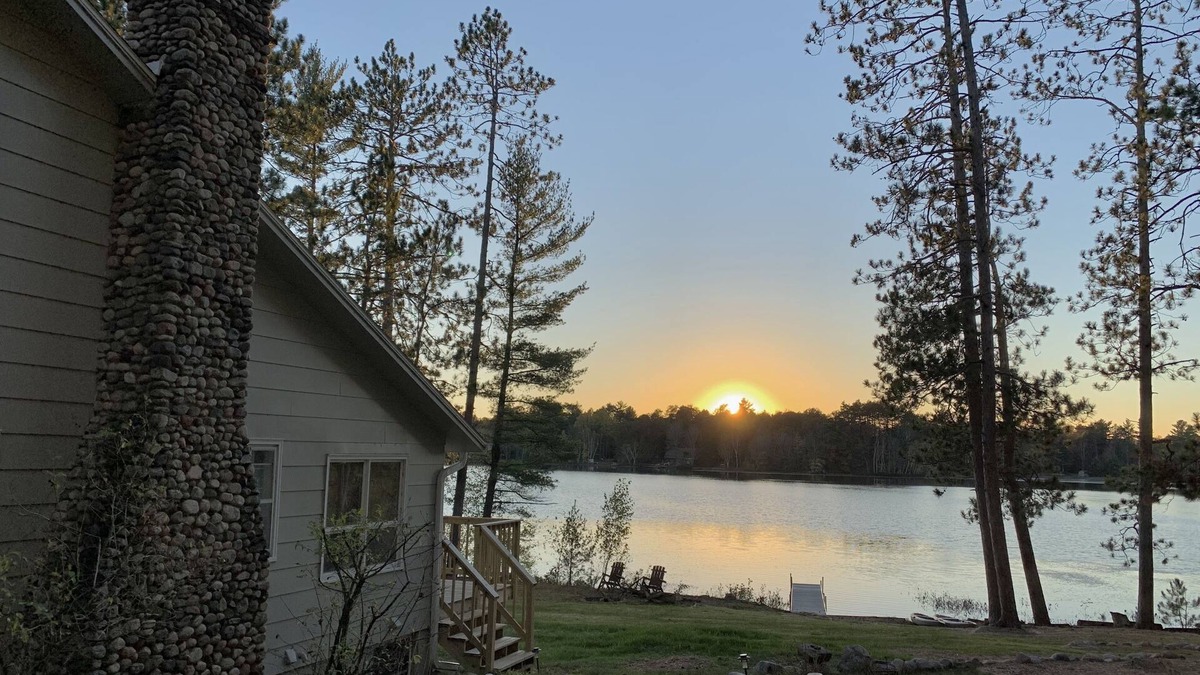 Tomahawk House | Your Own Private Vintage Lakefront Resort in Tomahawk