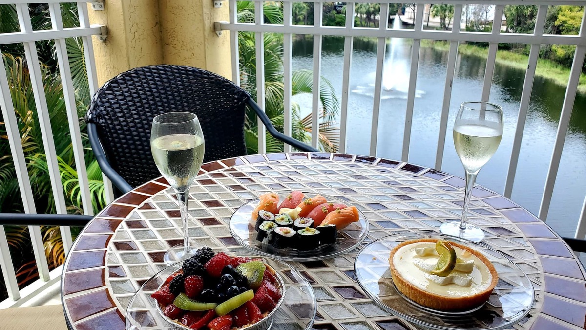 Palm Beach Gardens Condo | Your Palm Beach Luxury Oasis! 2 primary suites. Sleeps six! Stunning sunsets!