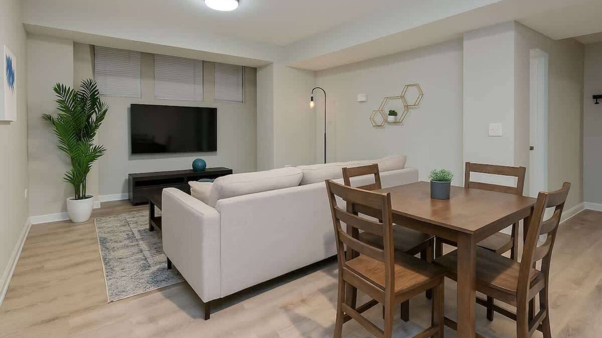 Near West Side Apartment | Your Perfect 2BR Home w/Parking