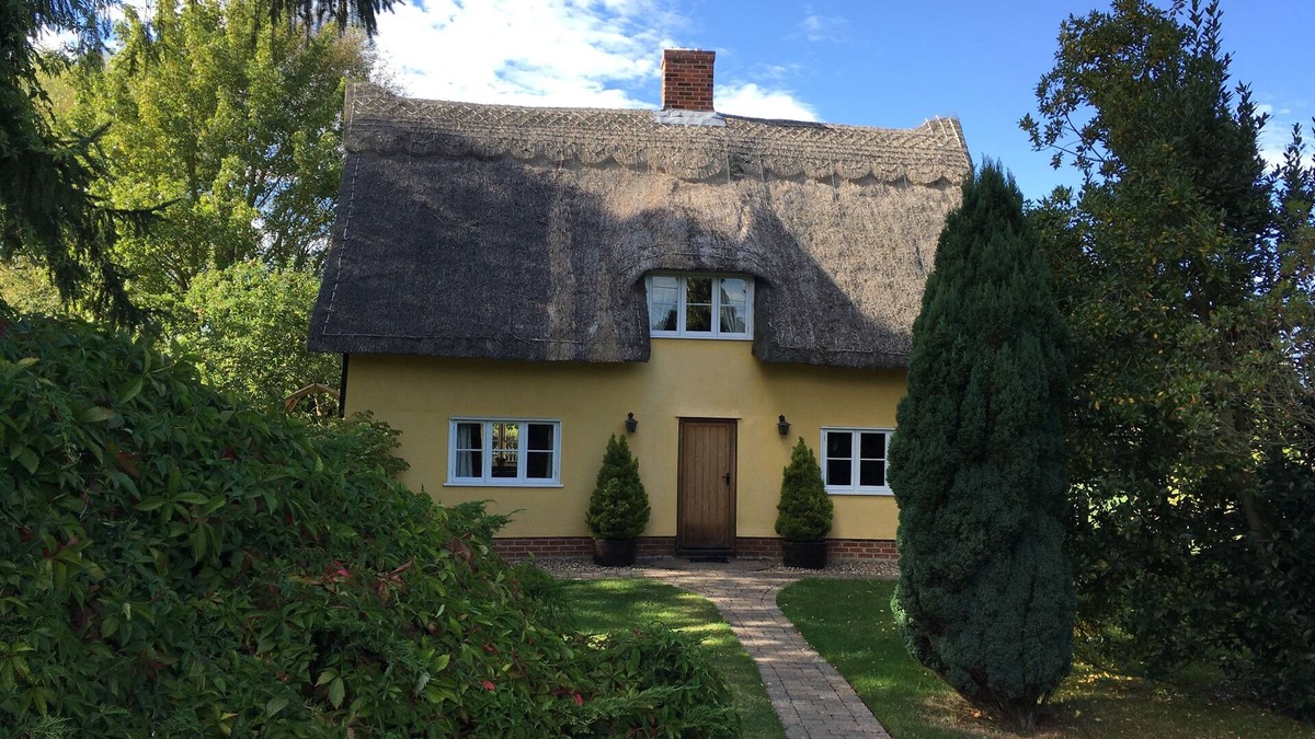 Bury St Edmunds Cottage | Your perfect country cottage holiday awaits…