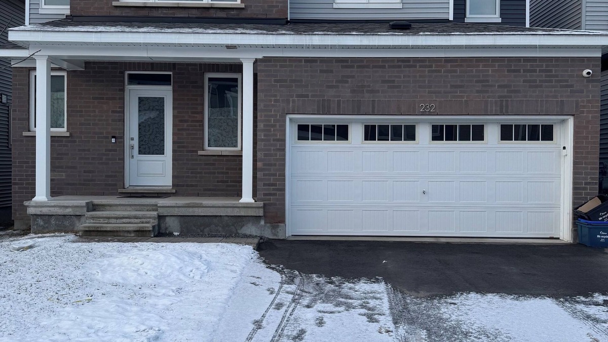 Ottawa Division House | Your Perfect Home Away From Home