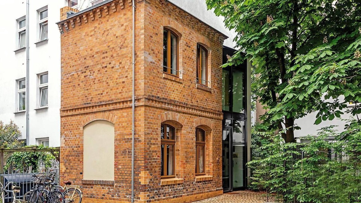 Prenzlauer Berg House | YOUR PRIVATE GARDEN TOWNHOUSE IN BERLIN PRENZLAUER MOUNTAIN