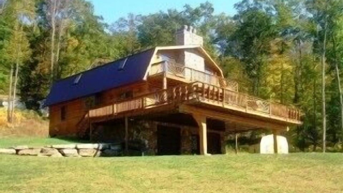 Long Eddy House | Your private log home overlooking the Delaware River