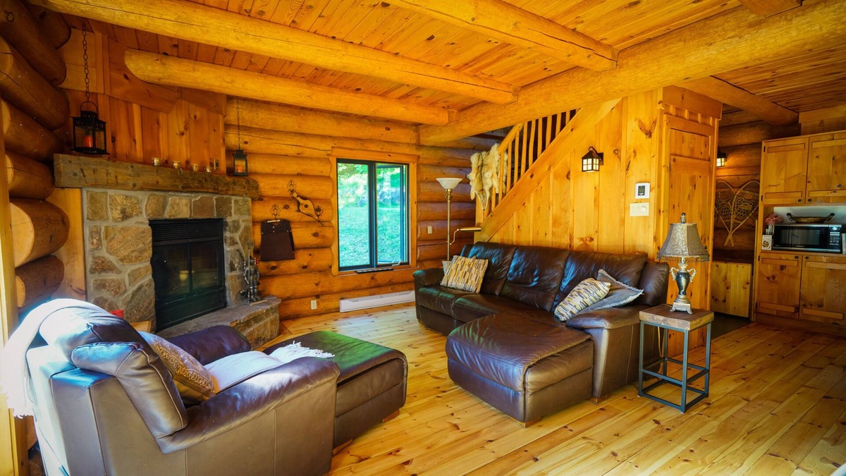 Lac Superieur Village Cabin | Your private SPA 5 minutes away from Mont-Tremblant