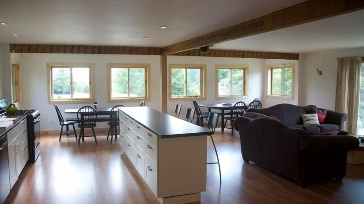 Danby House | Your Private Vermont Vacation Getaway! 10 min. to VT Summer Festival.