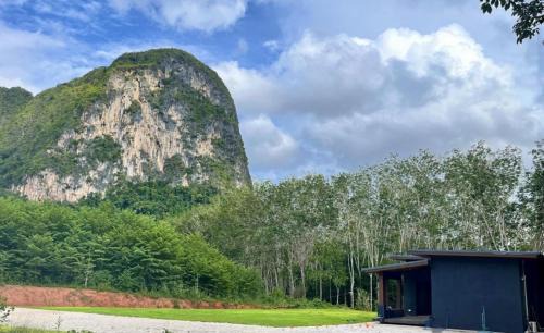 Krabi House | Your Red Earth Homestay