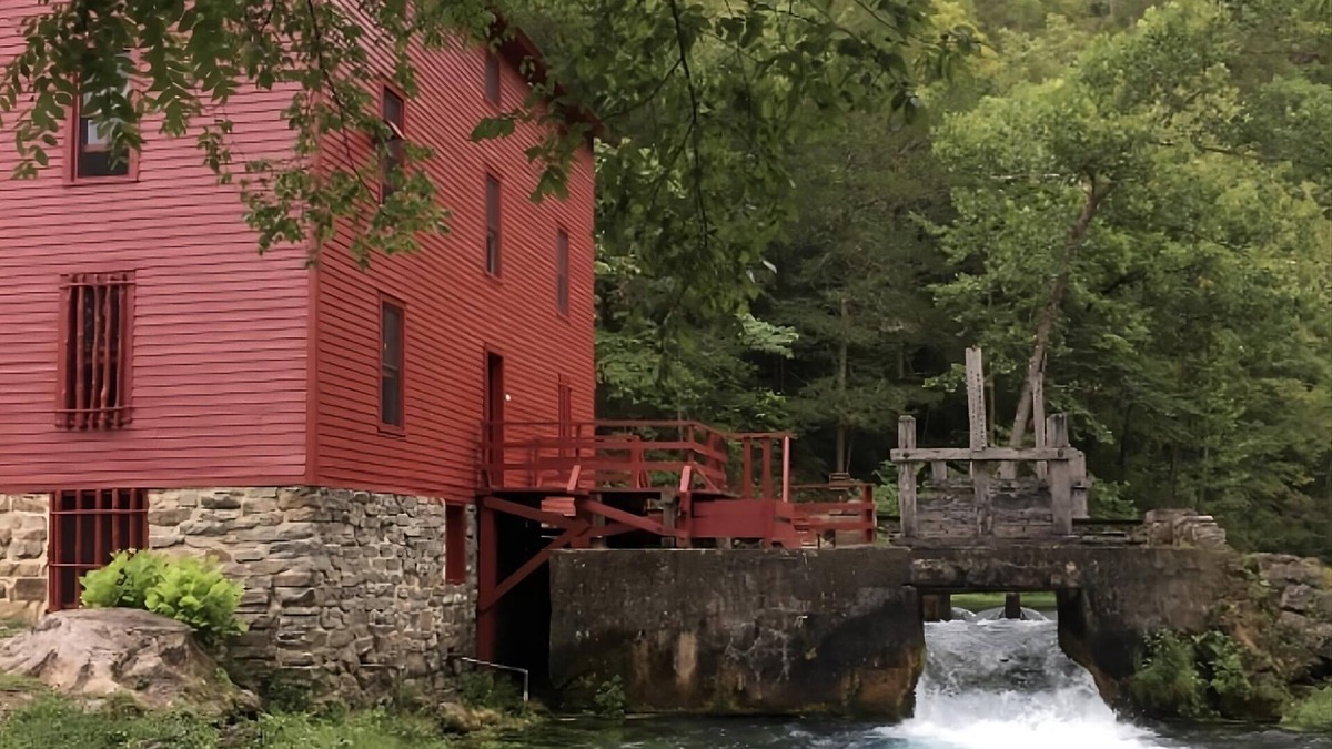 Teresita House | Your Relaxing Getaway Awaits! Pet-Friendly Cabins, Free Parking