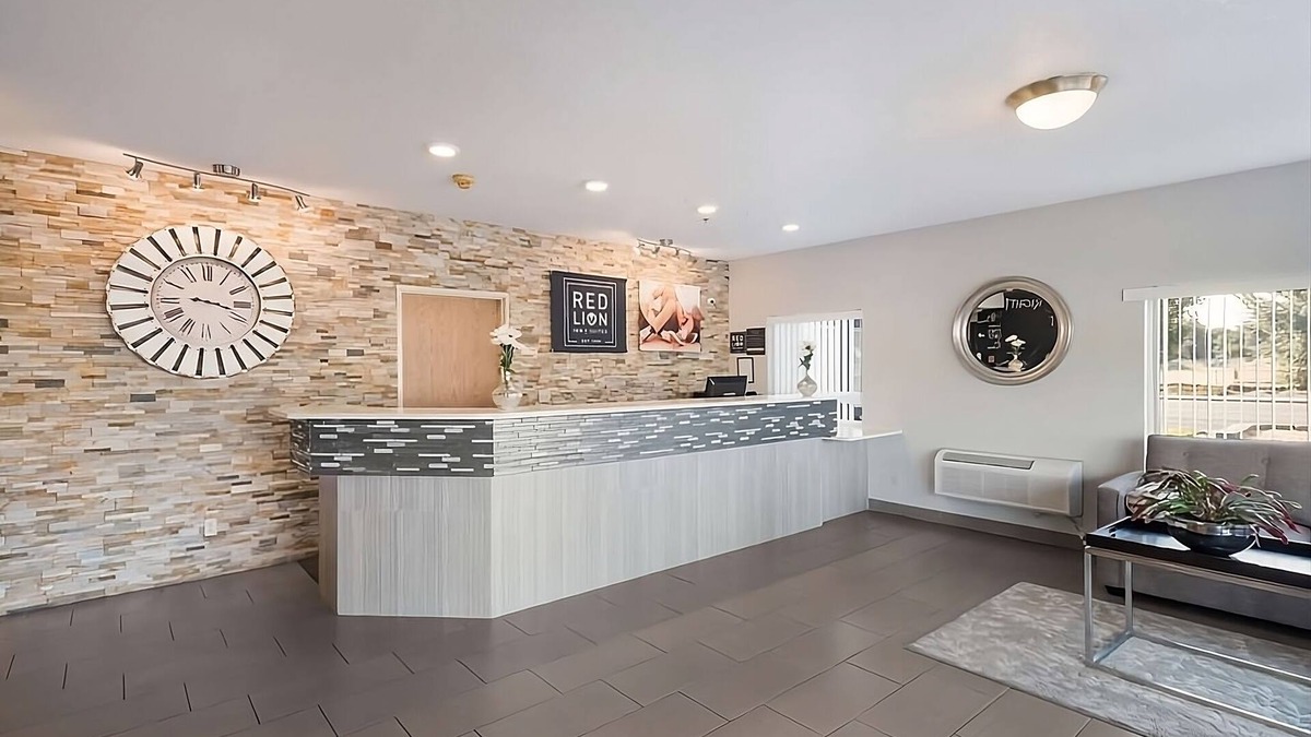 Tri-Cities Resort | Your Relaxing Getaway Awaits! 4 Spacious Units. Close to Tri-Cities Airport!