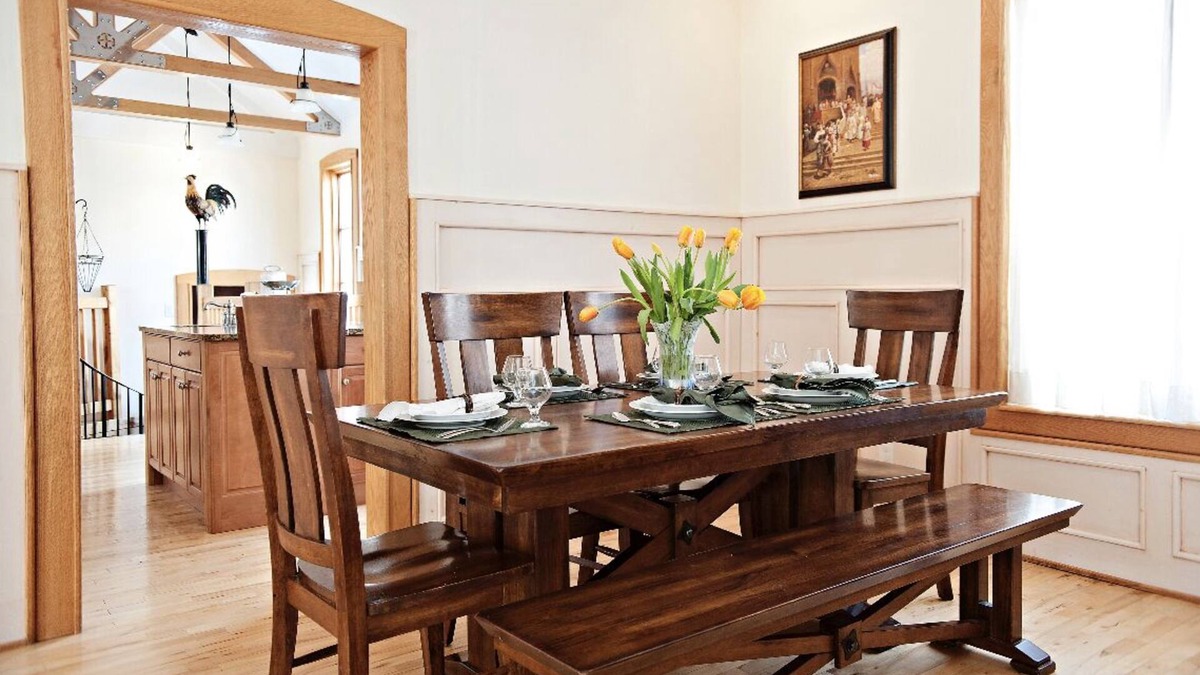 Holland House | Your short-term home in Holland, Michigan!