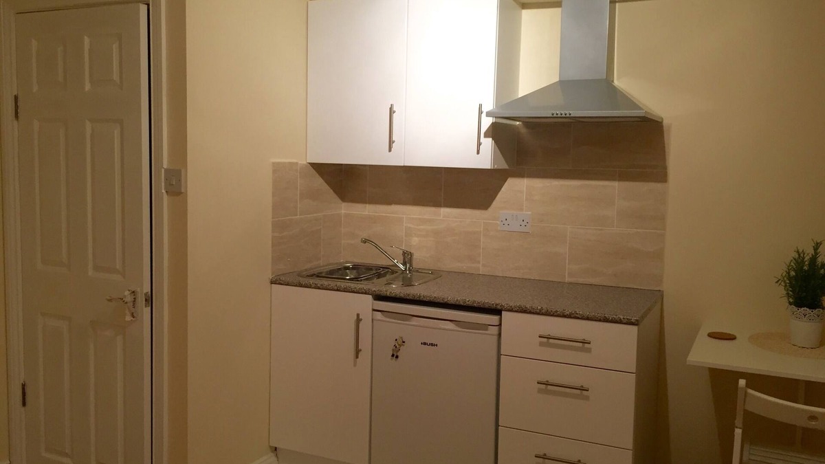 Hillrise Apartment | Your studio home within London, UK