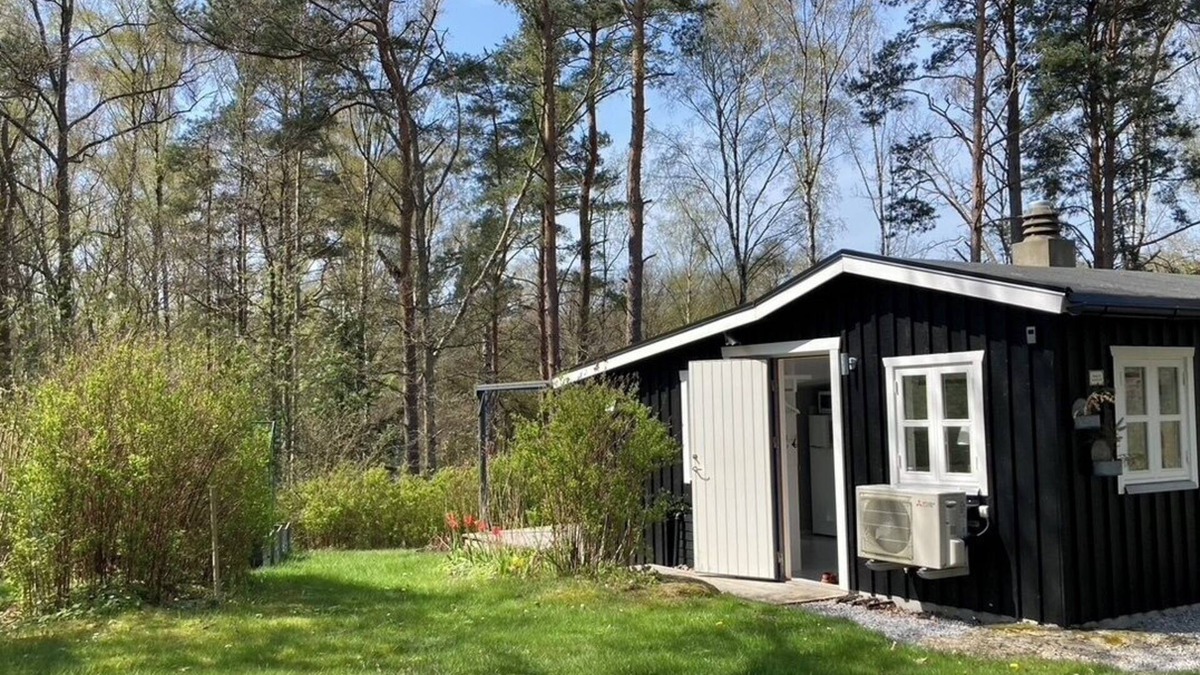 Karlshamn Cottage | Your summer paradise on the rocks next to the archipelago coast and wild forest