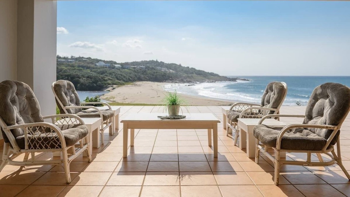 Palm Beach House | Your Ultimate Beach House Getaway!