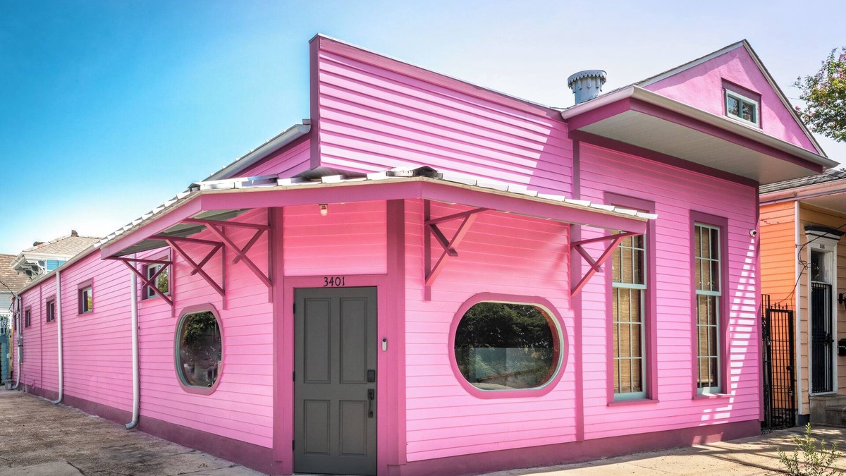 Bywater House | Your Ultimate NOLA GROUP Getaway 5BR/3BA Bywater 1 Mi from French Qtr, Sleeps 10