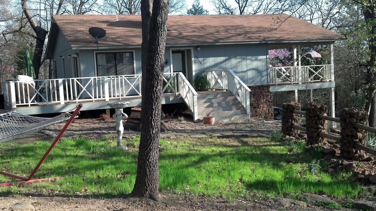 Cookson House | Your vacation "Home on the Lake!"