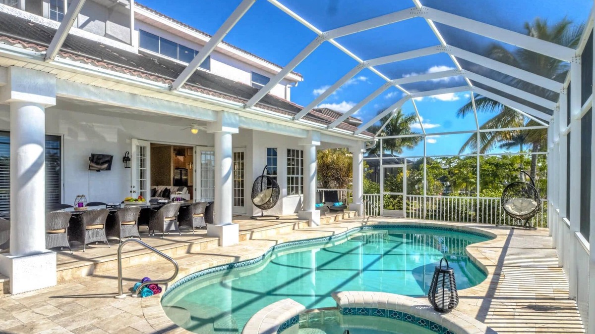 Pelican Villa | Your vacation starts here with Exclusive Tropical Villas