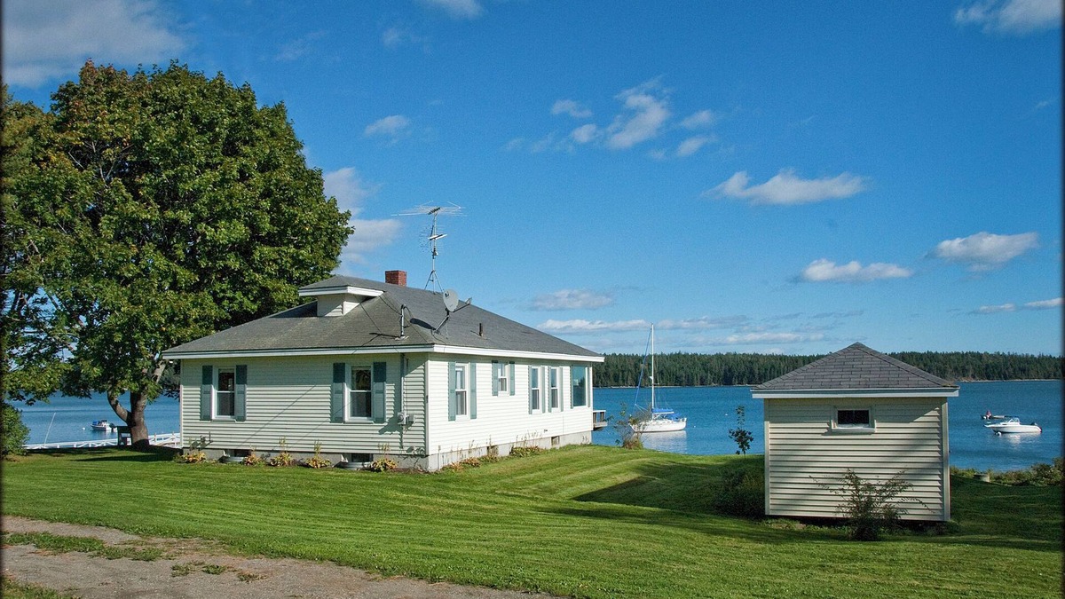 Bremen Cottage | Your Windows To The Ocean, Lobstering Village, And Private Floating Dock!