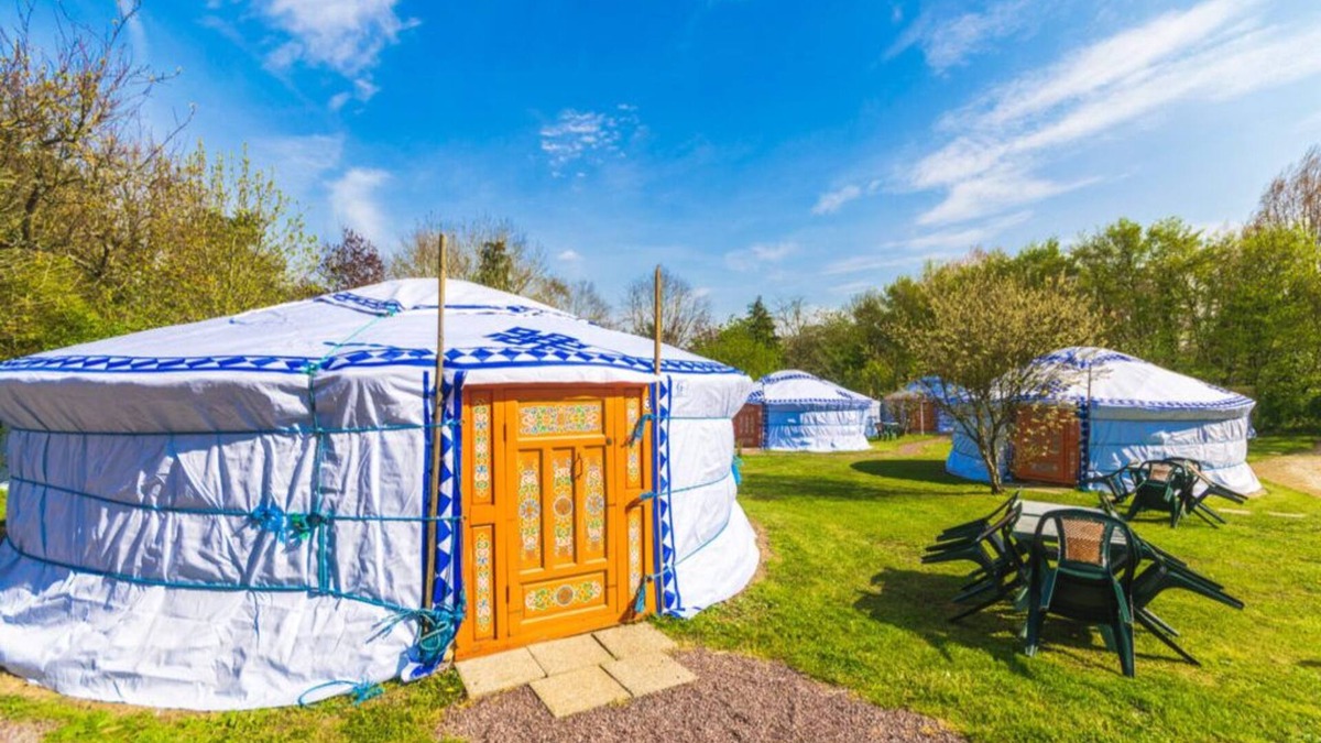 La Caine Cabin | Yourte Traditionnelle de Mongolie : Idéale Pour un Séjour Insolite !