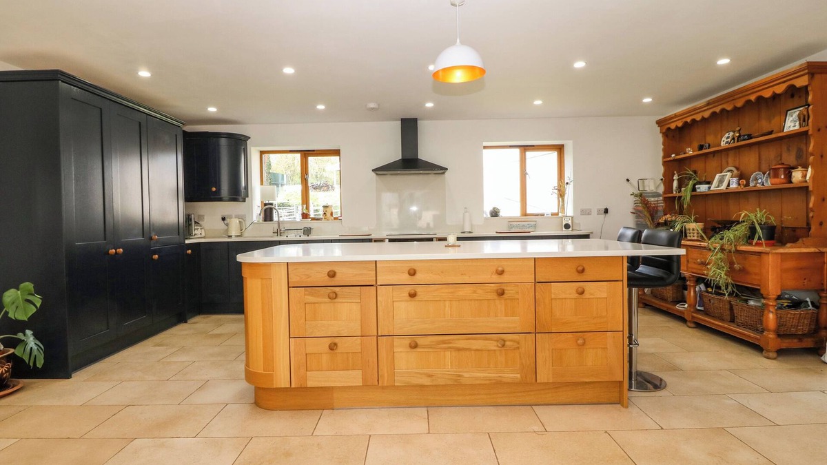 Penmon Cottage | Yr Hen Dairy