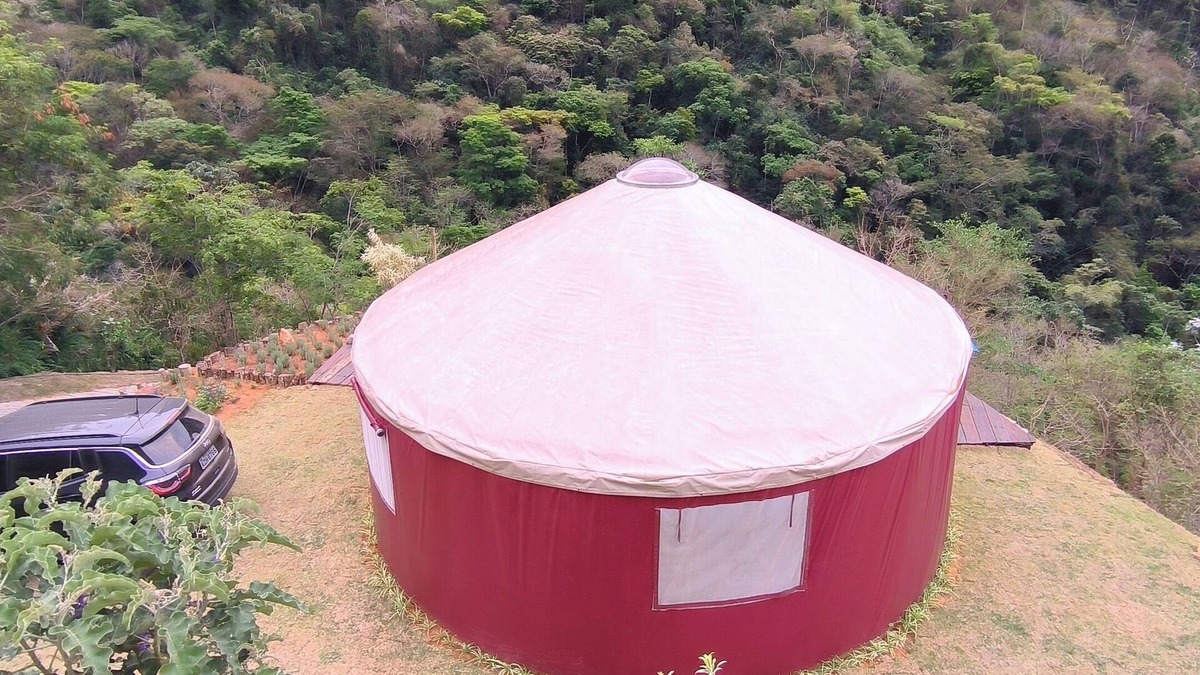 Araras Ski Chalet | Yurt in Vila de Secretario with private river