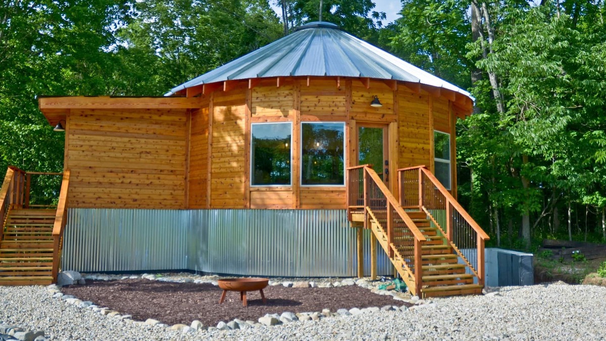 Stockwell Cabin | Yurt inspired Cabin at The Queen & I Homestead