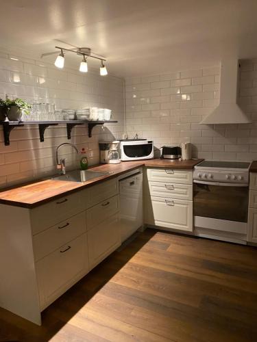 Kisa House | Yxefall Norrgården