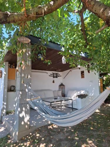 Hloubetin House | Zahradní chata v Hloubětíně