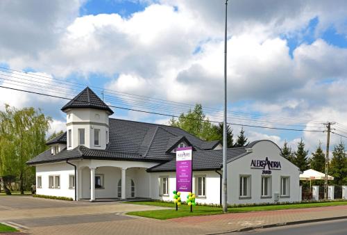 Aleksandrow Lodzki Hotel | Zajazd Aleksandria