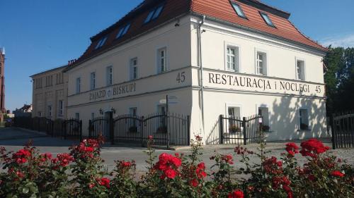 Raciborz Hotel | Zajazd Biskupi