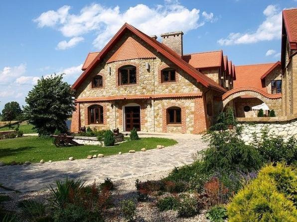 Zemborzyce Dolne Hotel | Zajazd Kmicic