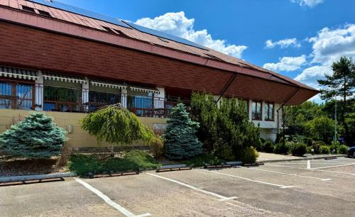 gmina Brzeznio Hotel | Zajazd Tumidaj