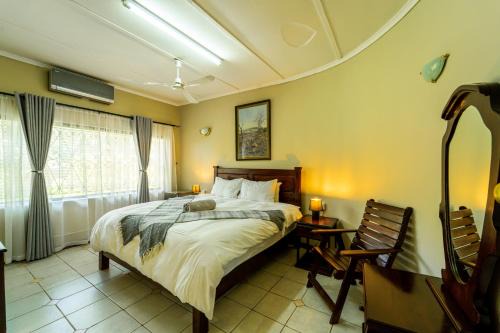 Victoria Falls House | Zambezi Family Lodge - Lion Room