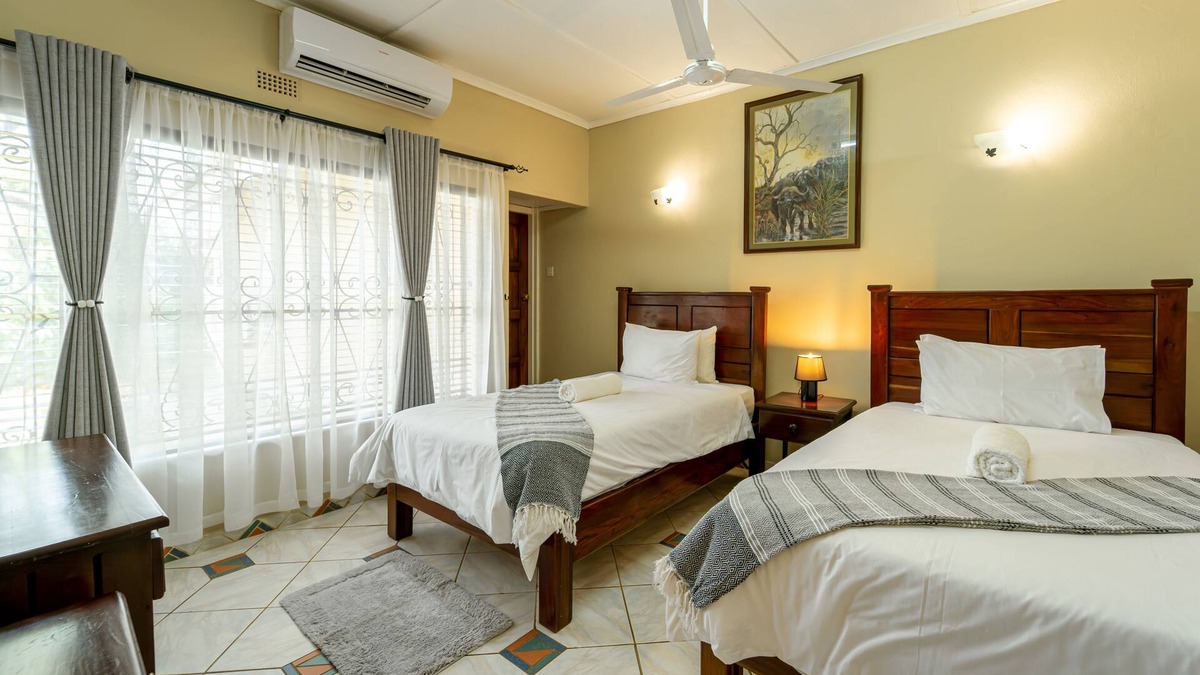 Victoria Falls Villa | Zambezi Family Lodge - Buffalo Room