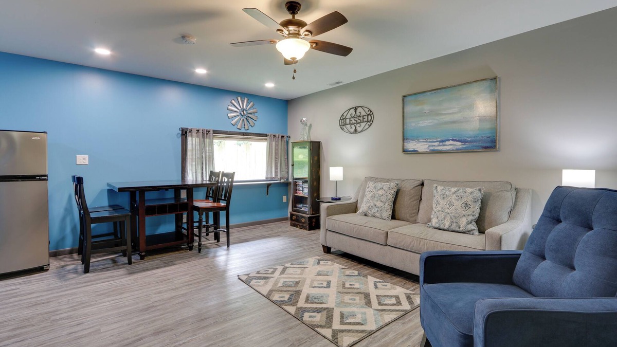 Zanesville House | Zanesville Vacation Rental: 2 Mi to Downtown!