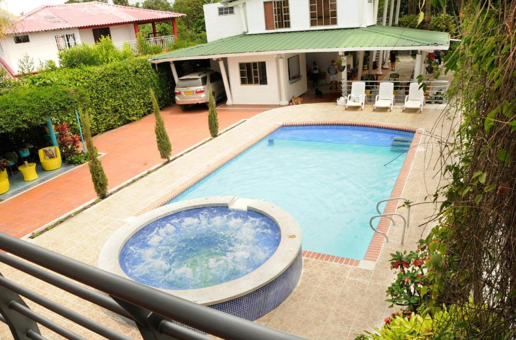 Tulua Villa | Zarabanda Campestre - Moderna Casa Campestre para alojamiento y eventos