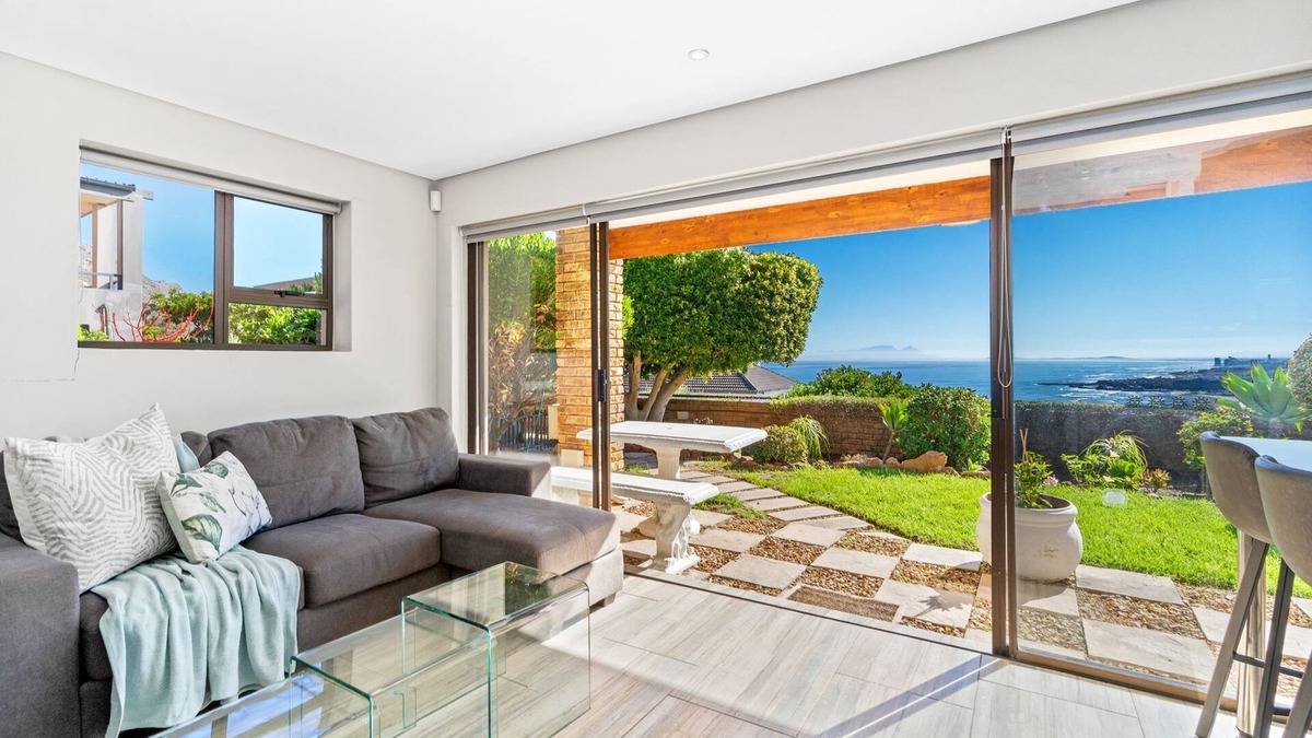 Mountainside Apartment | Zaria Sun Cottage - One Bedroom Apartment, Sleeps 2