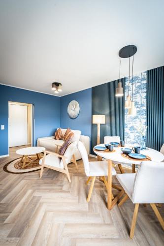 Barby Apartment | Zauberhafte Ferienwohnung in Barby Balkon mit Elbblick am Elbe-Saaleradweg
