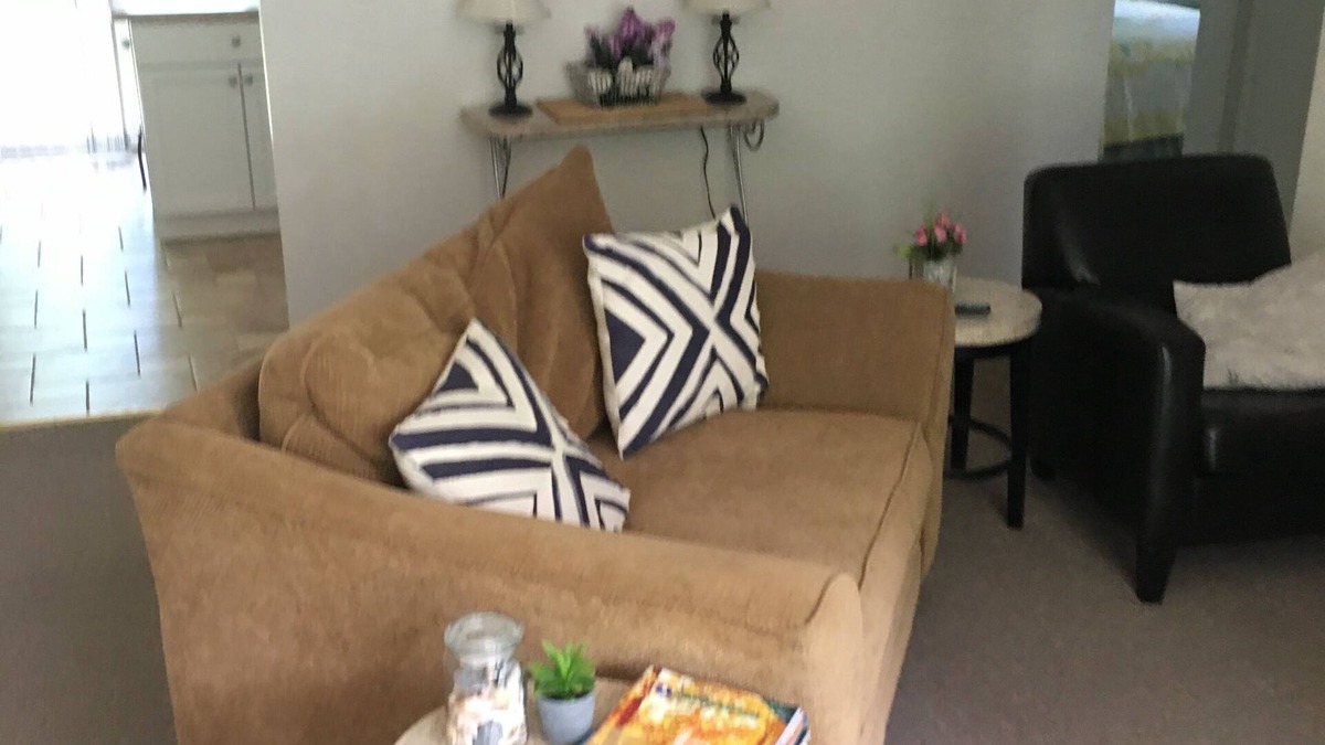 Riverside Apartment | Zee’s hideaway 1, 4431