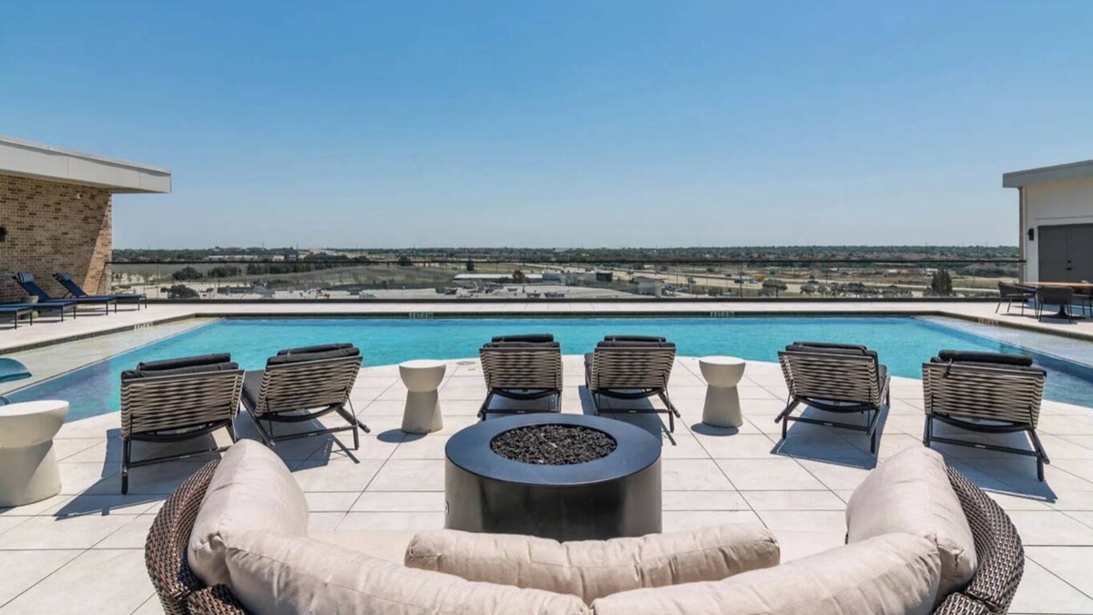 Frisco Apartment | Zen 1BR Apt in Pleasant Frisco with fitness room, pool, EV charging and more!