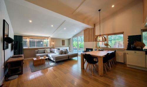 Rheezerveen House | ZEN-bungalow no 6 met sauna en hottub