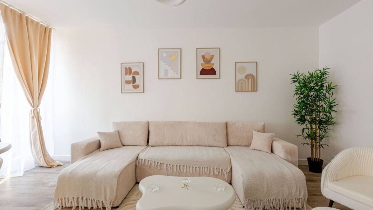 Neudorf Ouest Apartment | Zen F3 Wabi-Sabi Minimalist