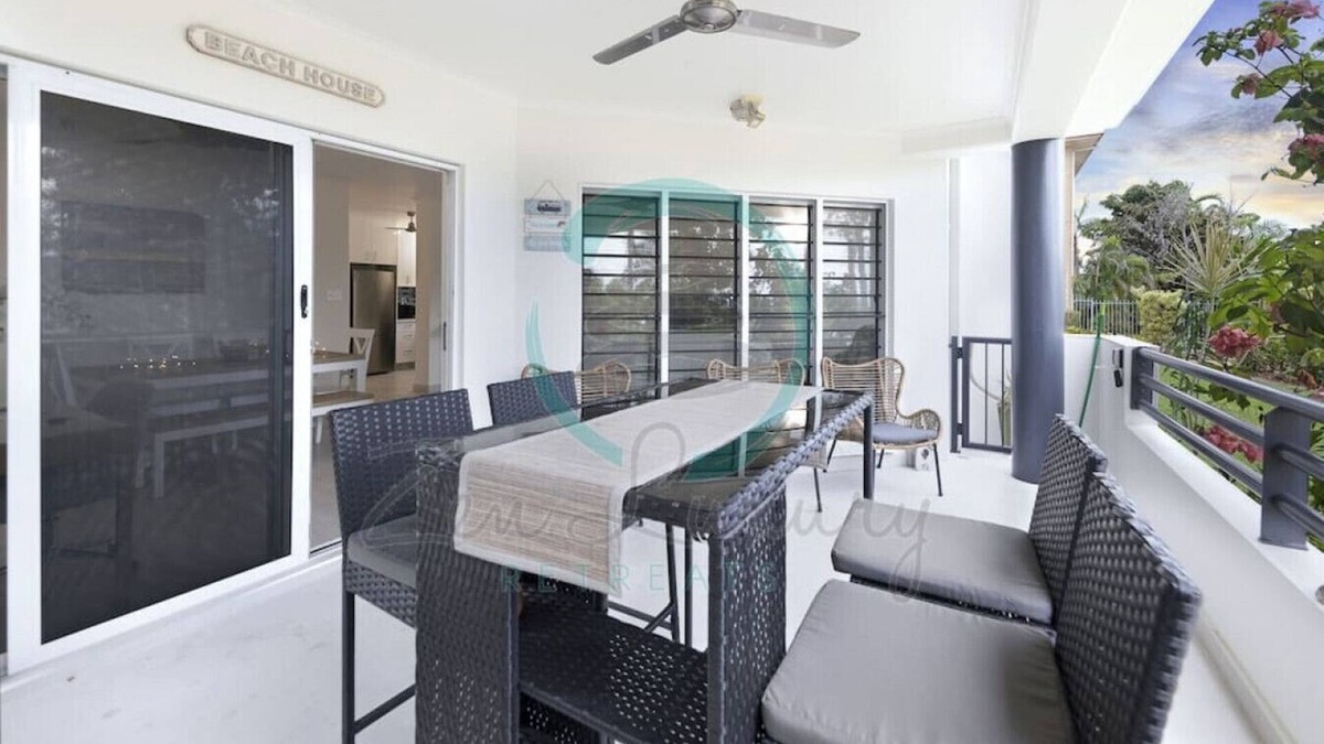 Rapid Creek Apartment | ZEN FORESHORE - 3BR Nighcliff Apartment