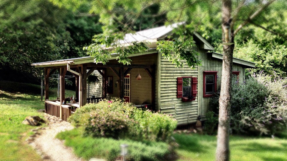 Tiger Cottage | Zen Mountain Escape: Rivers, Nature, Wineries & Solitude