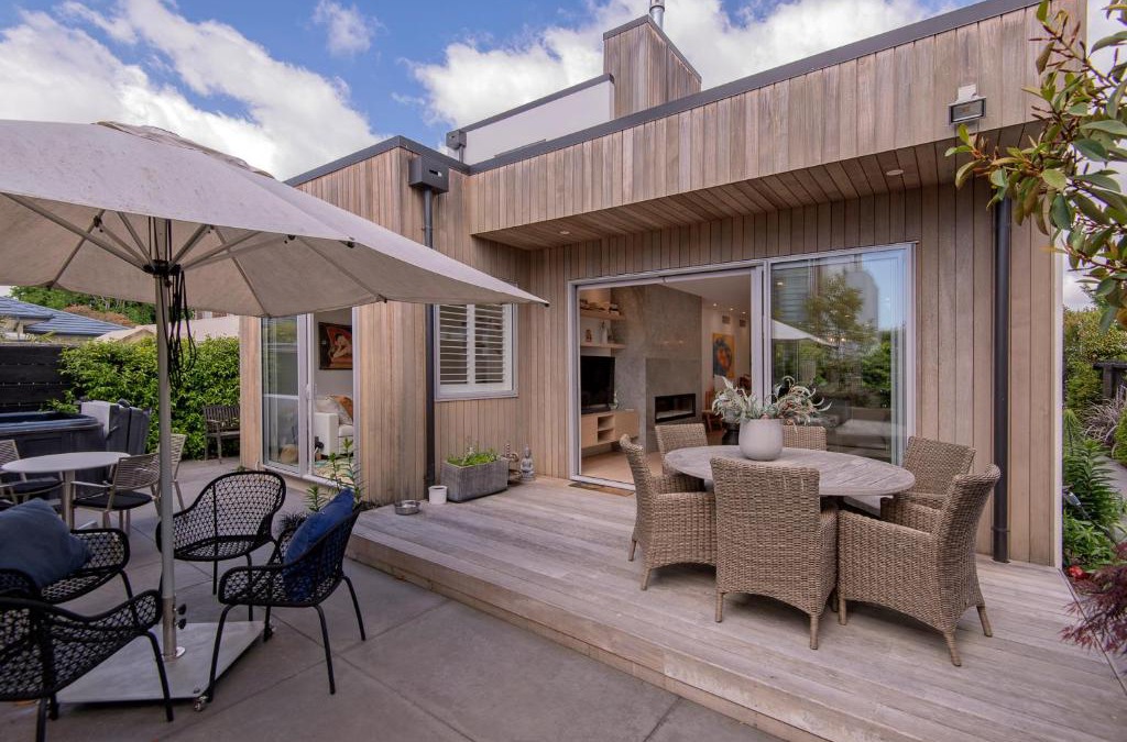Saint Albans Villa | Zen on McDougall