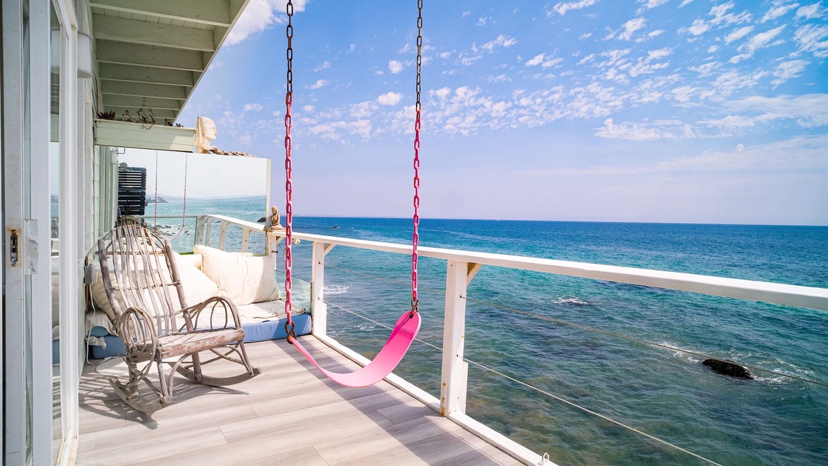 Eastern Malibu Apartment | Zen Palace on Sand -Play/Work/Detox/Romance/Reset Brain on best beach