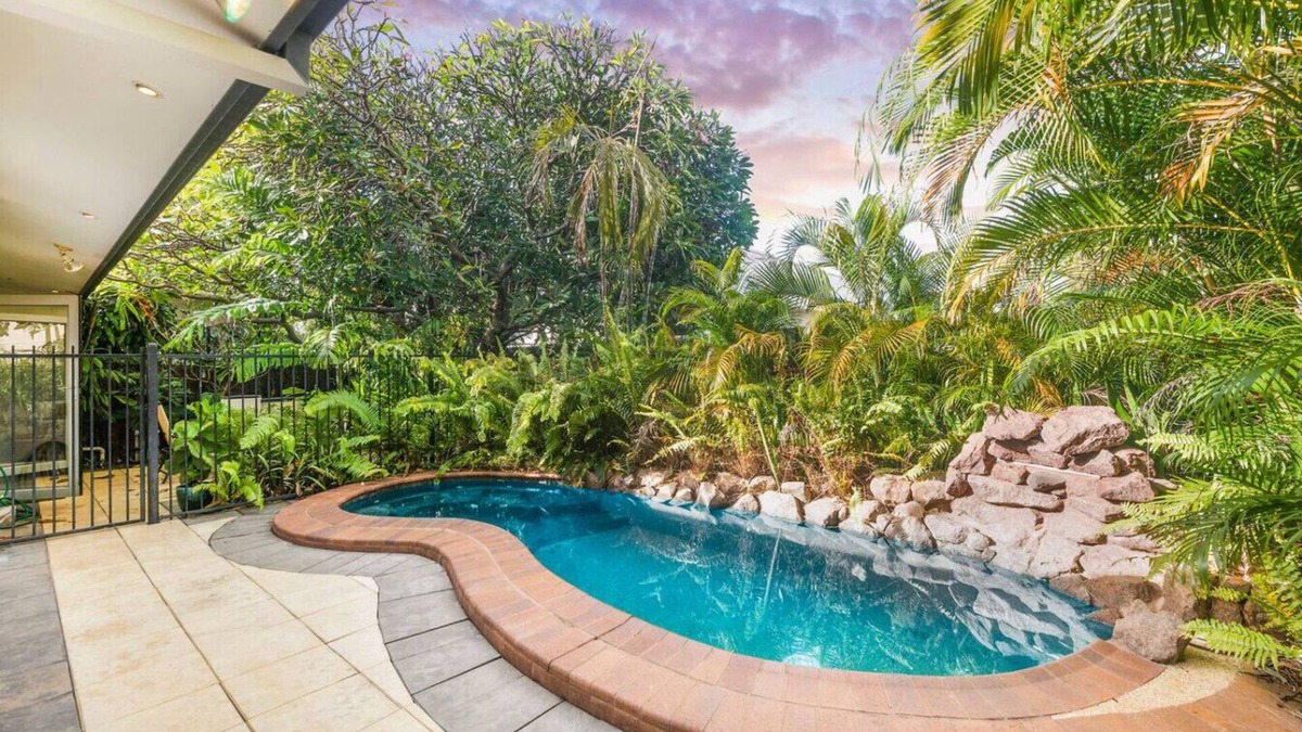 Larrakeyah Apartment | Zen Treetops: Private Pool ~ Outdoor Dining